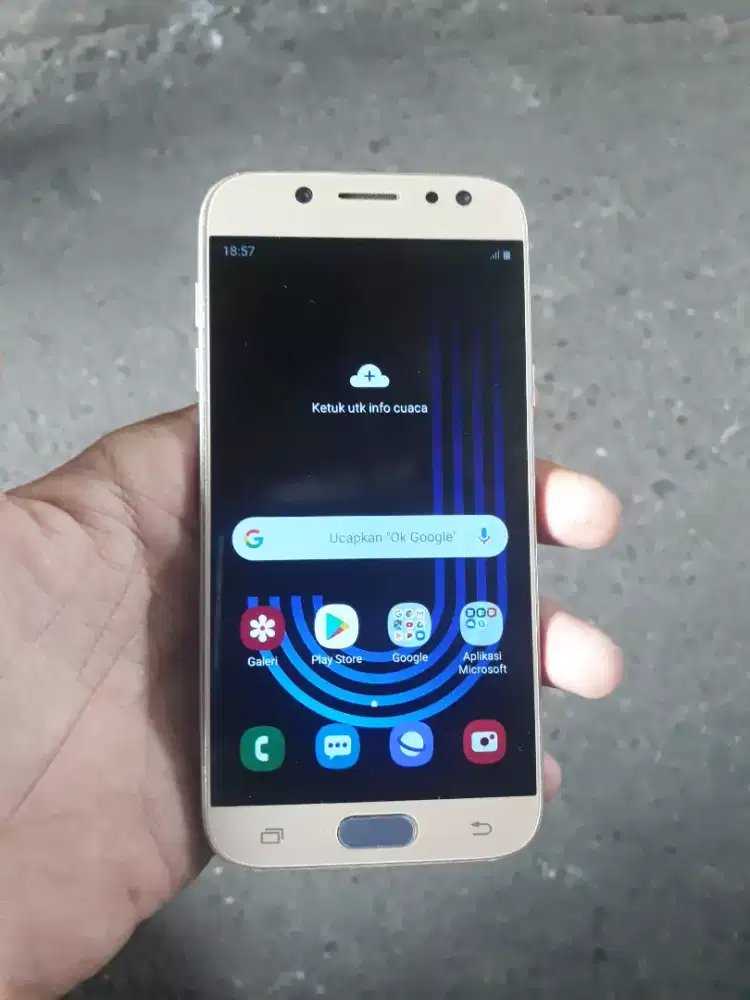 Samsung j5 Pro RAM 3/32