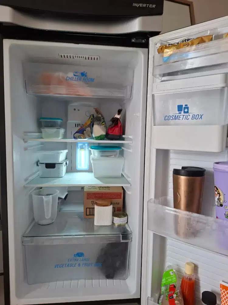 KULKAS AQUA INVERTER AQR-D275R