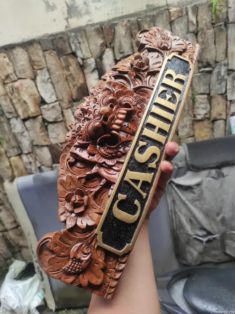 Perlengkapan ibu dang ukiran kayu Bali chasier mulus