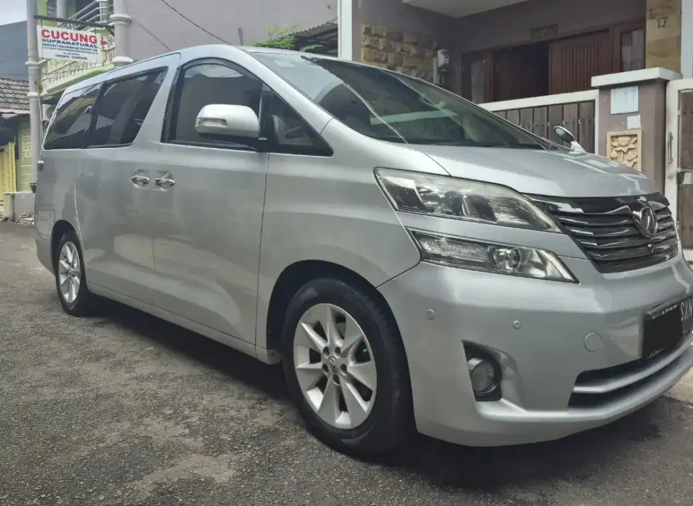 TOYOTA VELLFIRE 2011 PREMIUM SOUND