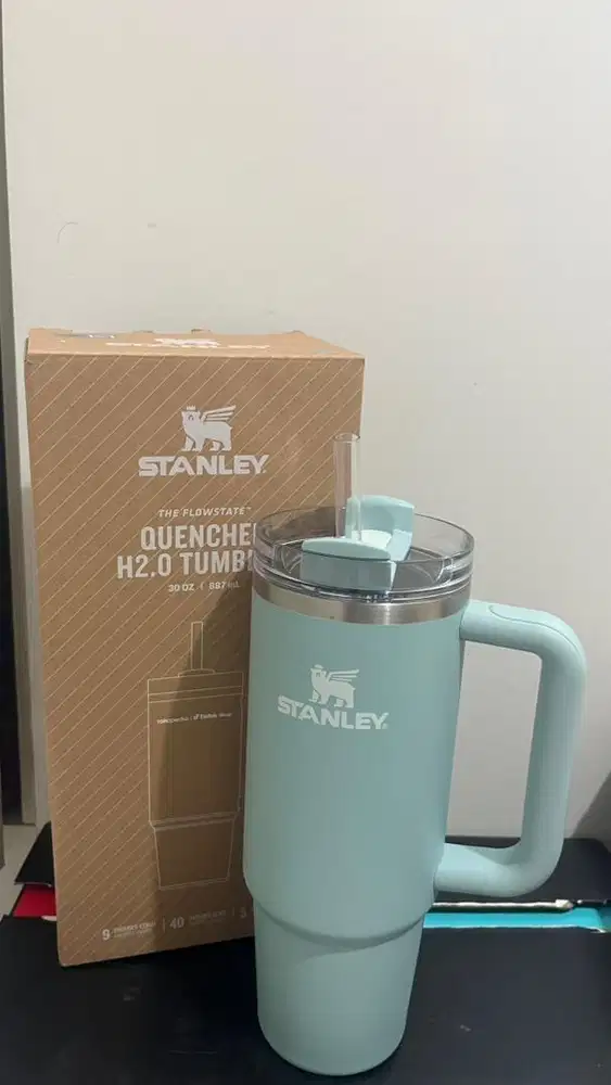STANLEY THE FLOWSTATE QUENCHER H2.0 TUMBLER 30 Oz 1 887 ml