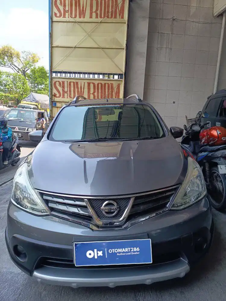 NISSAN 2015 GRAND LIVINNA X GEAR 1.5 AT ABU MEWAH OTOMART 286 KENJERAN
