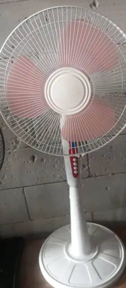 Kipas angin tinggi 16 in votre