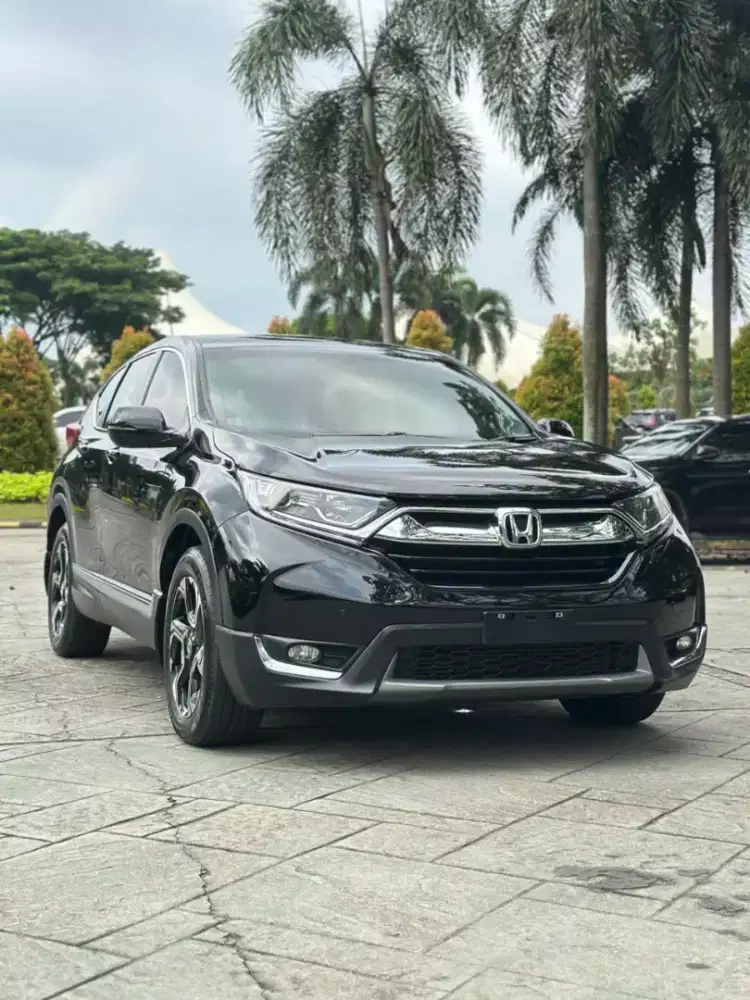 Honda CR-V 1.5 TURBO Black on Black Full Record Honda! Perfect!