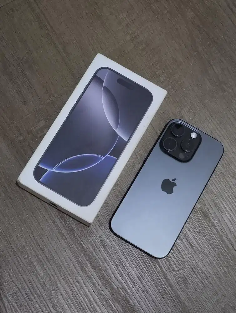 iPhone 16 Pro 128Gb - Black Titanium (Garansi Inter)