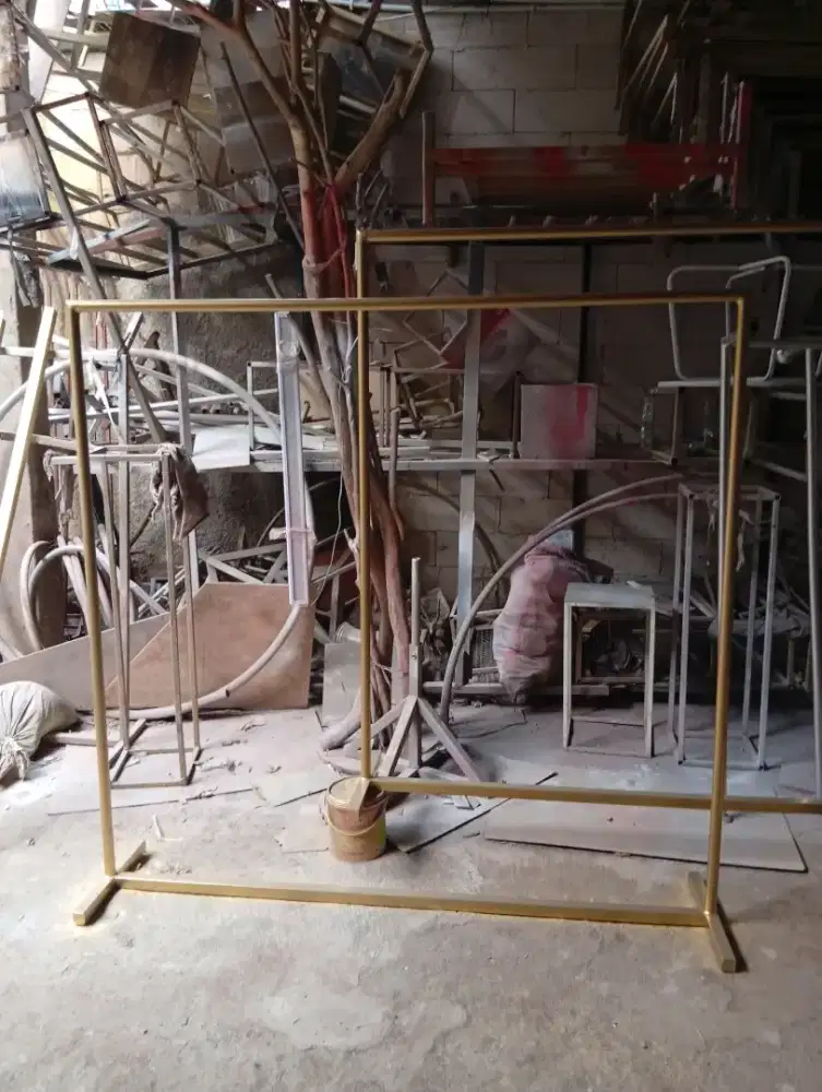 STAND HANGER GANTUNGAN BAJU DRESS