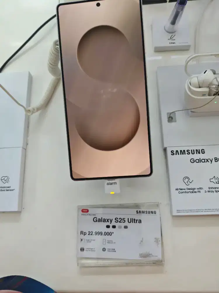 Samsung Galaxy S25 Ultra(Baru)