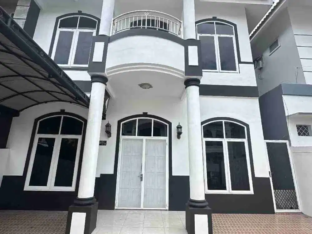 RUMAH MEWAH DI MEDAN JOHOR UK 9X20 SIAP HUNI JUAL CEPAT