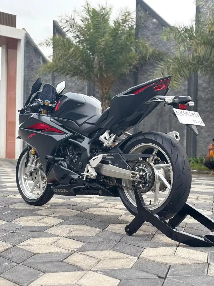 Honda CBR 250RR th 2018 Hitam Doff ABS Odo 7rb Nopol AG Koko Motor