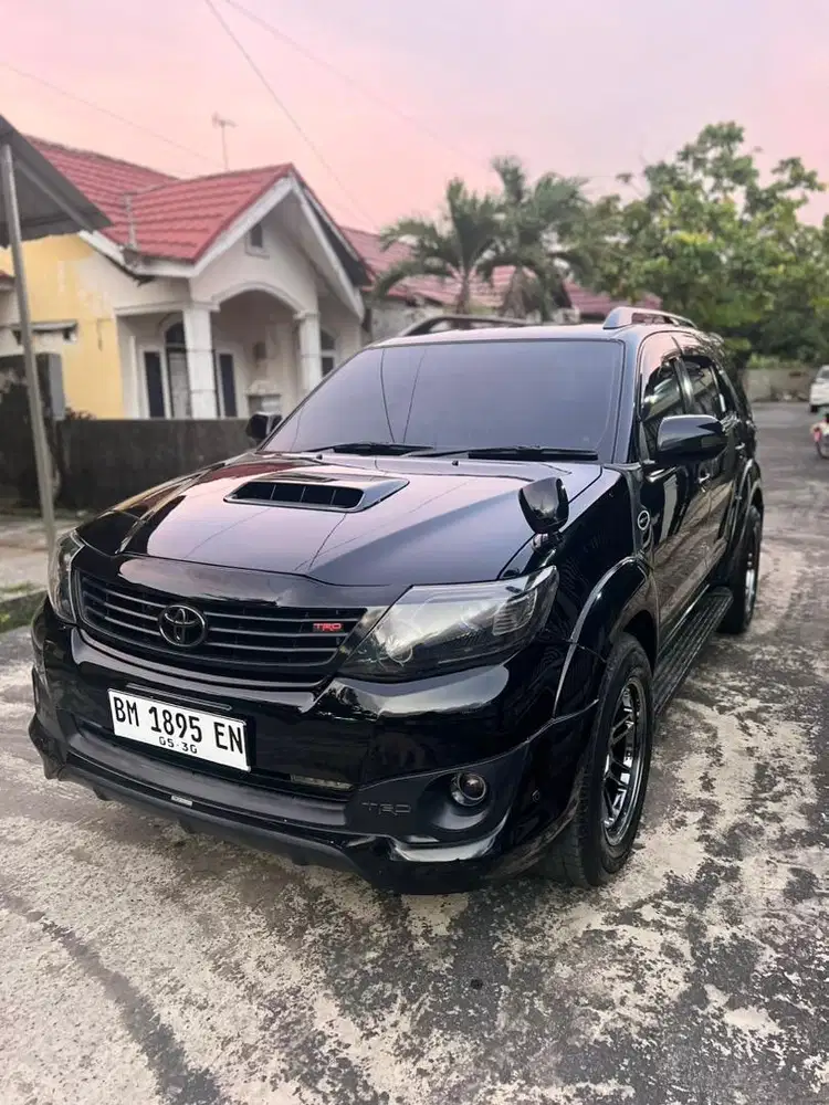 Fortuner Vnt trd turbo 2015 matic diesel