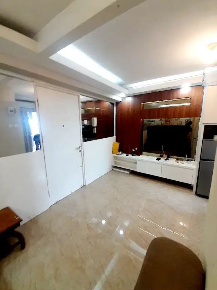 Di jual rugi stock 2bedroom modif 1bedroom apartemen Bassura City SHM