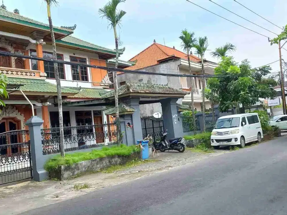 disewakan Strategis Rumah/ Kantor/ Gudang 700mt Denpasar