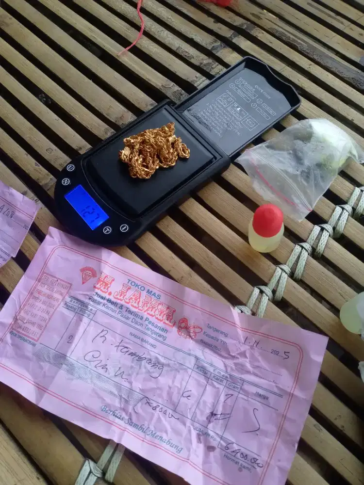 Silahkan yang mau jual sebelum harga turun lagi