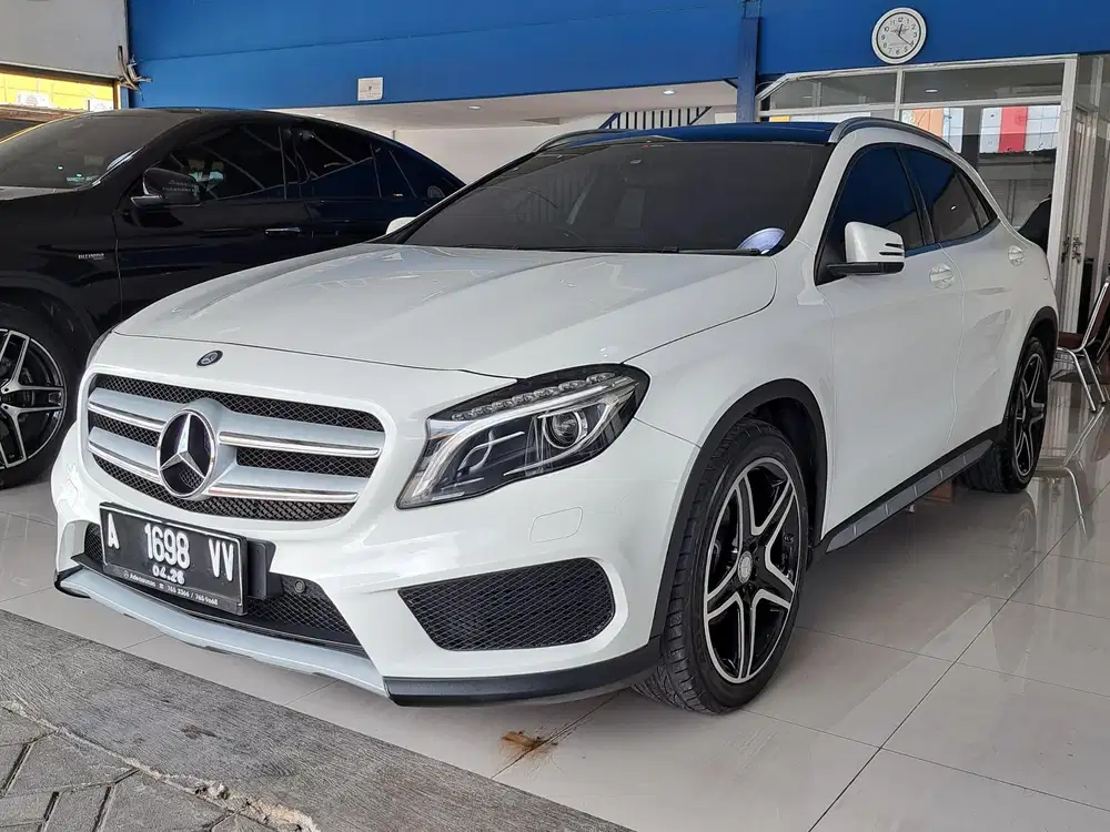 MERC BENZ GLA200 AMG 2015