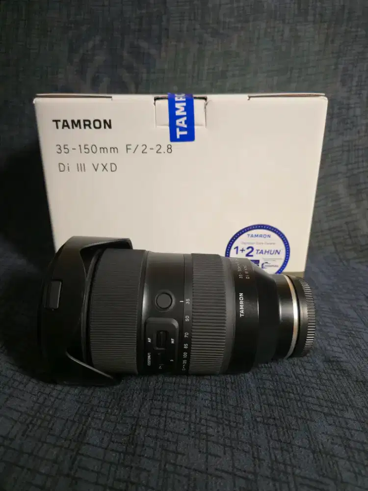Lensa Tamron 35-150mm f/2-2.8 Di III VXD for Sony FE (Fullframe)