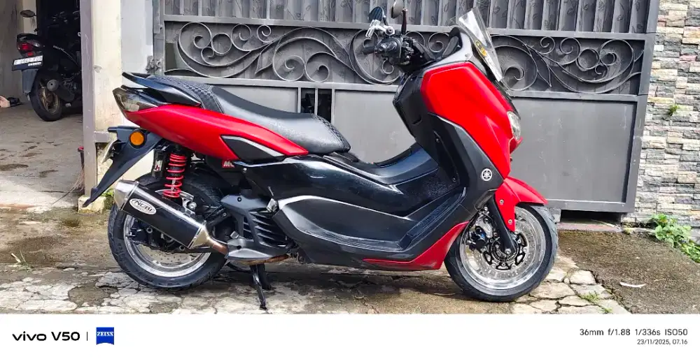 Nmax new 2022 warna hitam doff