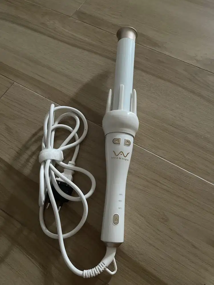 Alat keriting rambut otomatis