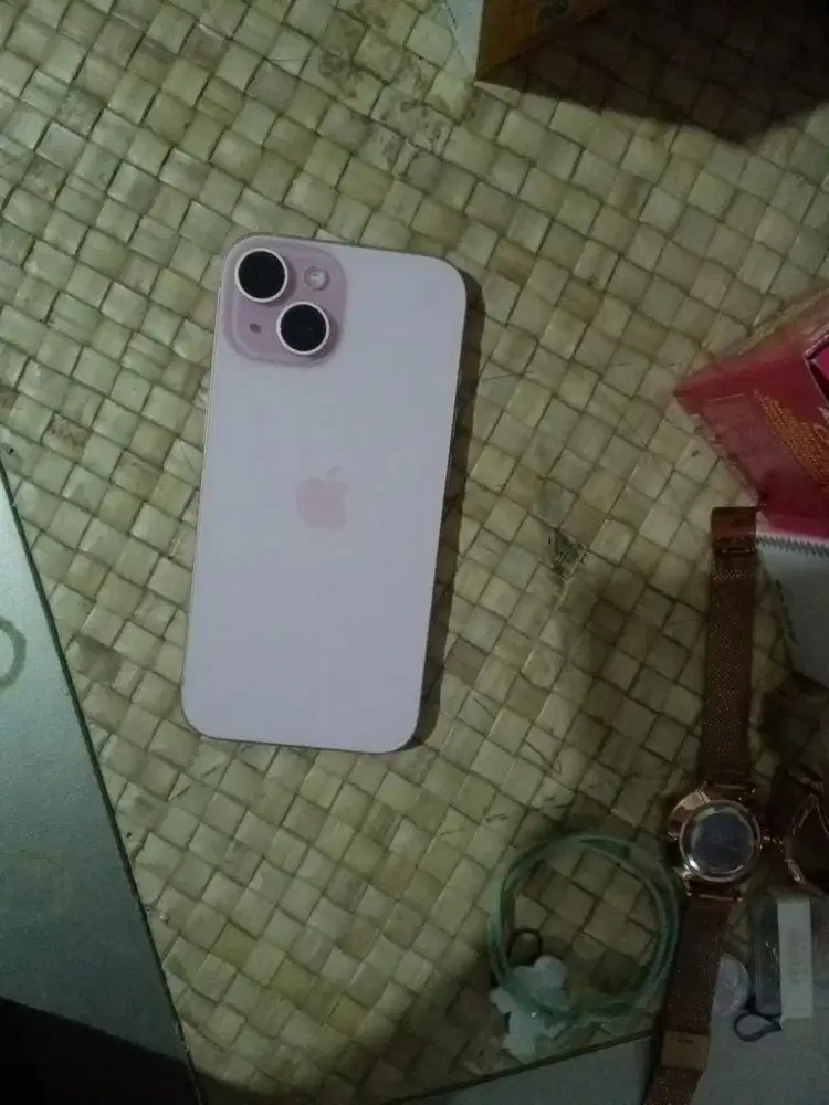 Iphone 15 garansi resmi indo