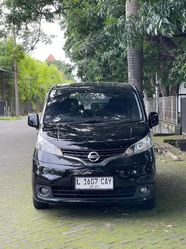 100 JUTA PAS !! MOBIL KELUARGA ISI BANYAK DOMPET SUPER AMAN