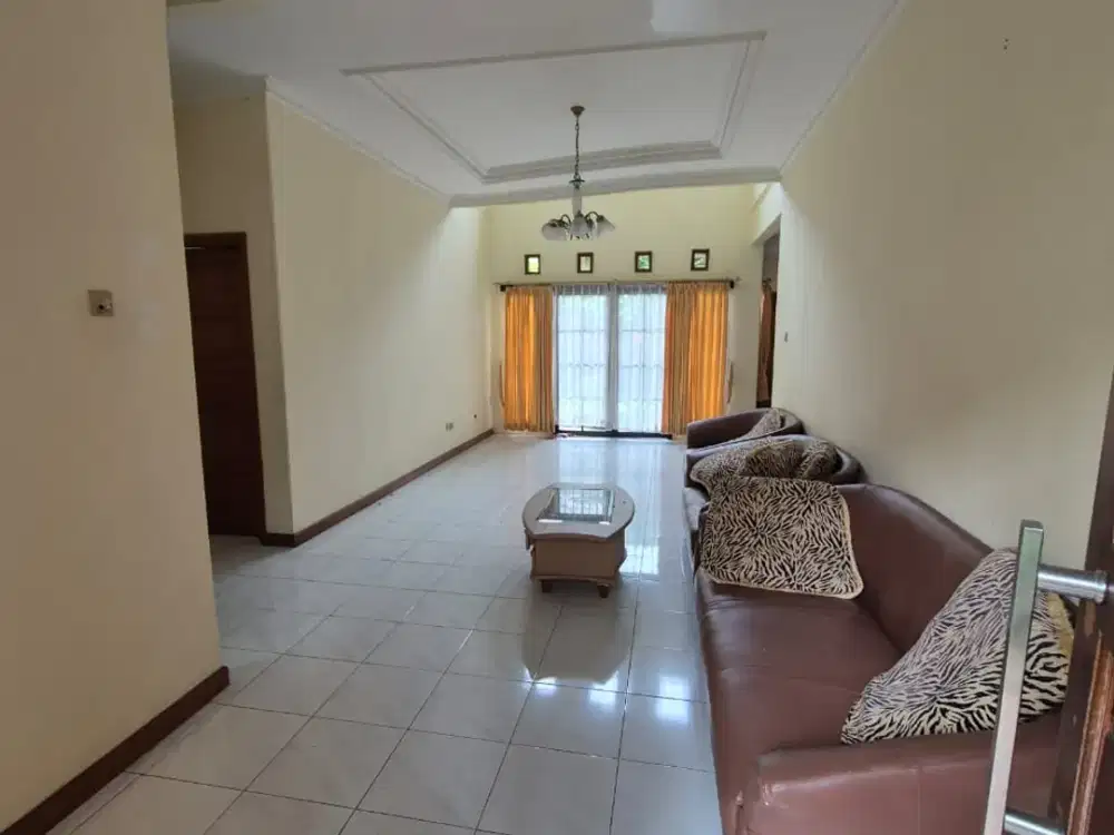 Disewakan Rumah Full Furnished Siap Huni Minimalis Lokasi di Cigadung Bandung