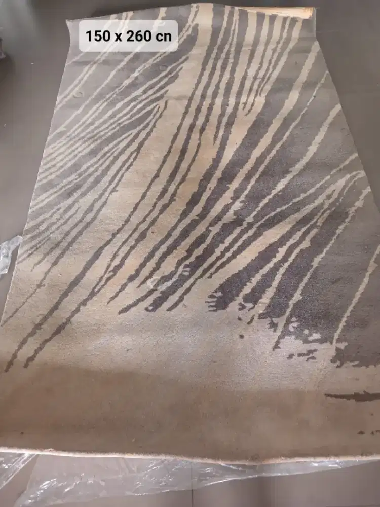 Karpet motif abu 150x260cm