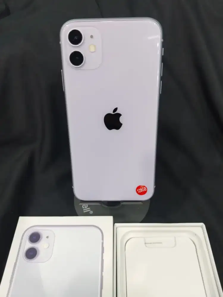iPhone 11 128GB purple inter all operator hb100% mulus like new