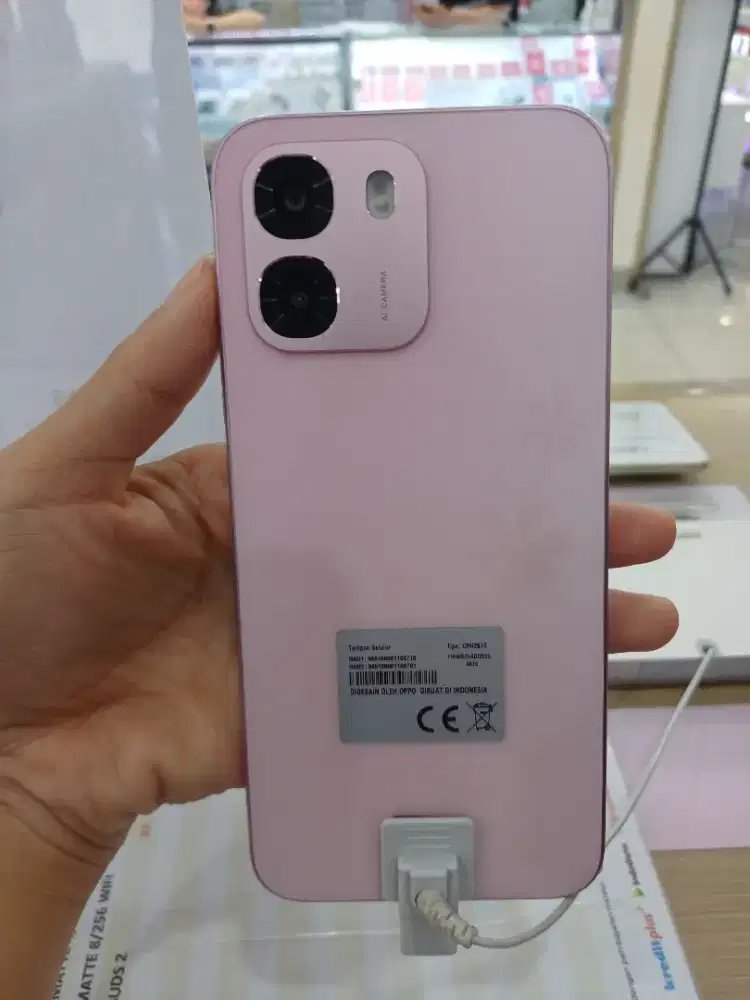 OPPO A6 18GB / 256GB