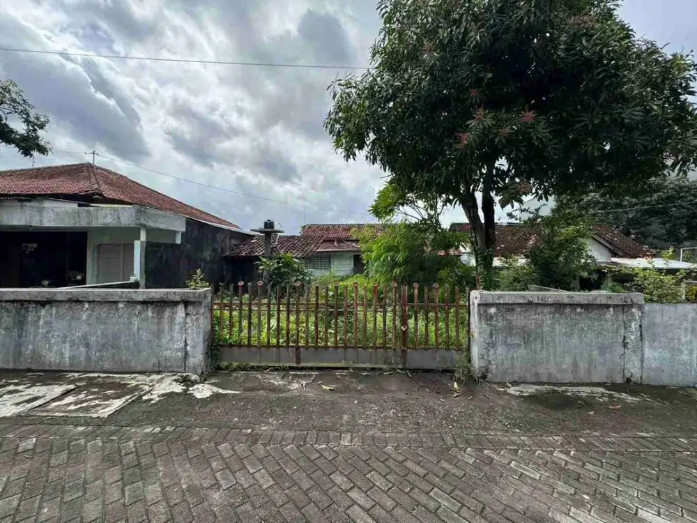 DIJUAL TANAH STRATEGIS SELATAN AMBARUKMO PLZA SOKOWATEN BANGUNTAPAN BANTUL