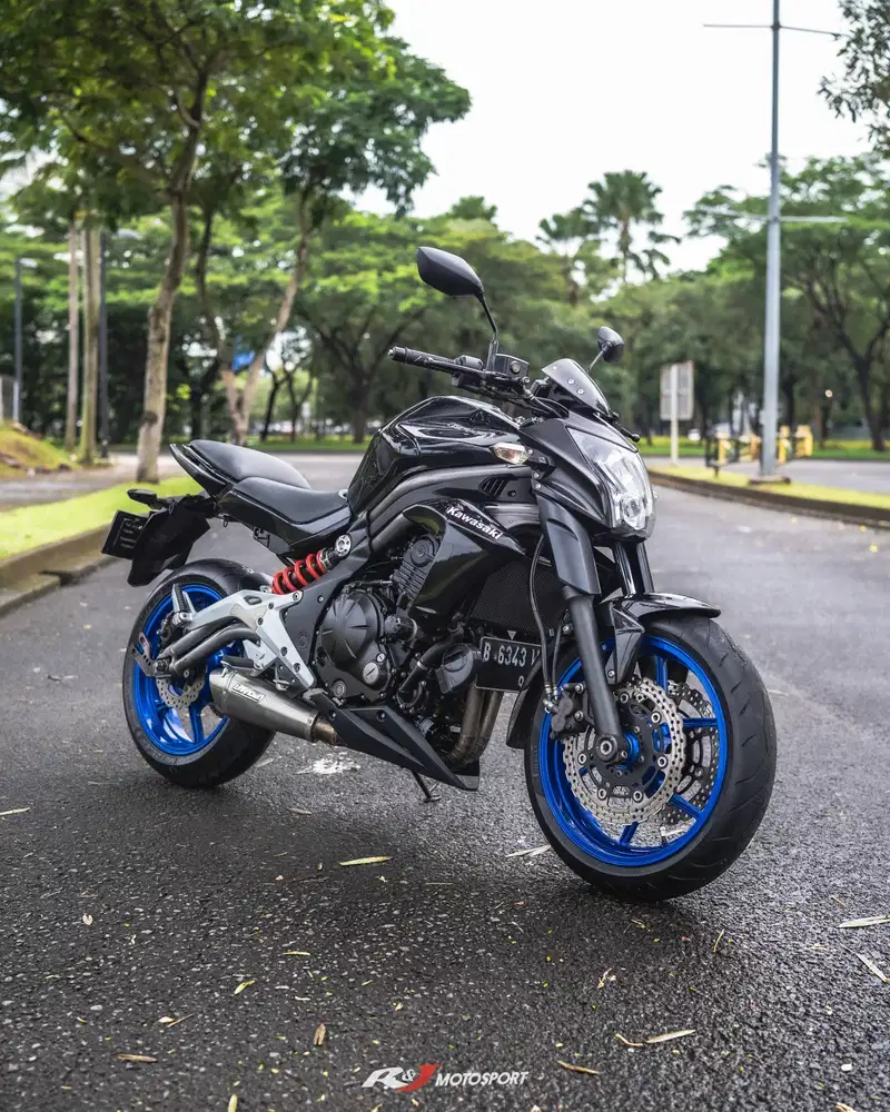 Kawasaki ER6N ER6 Ninja 650 Nik 2012 Warna Hitam knalpot unknwon