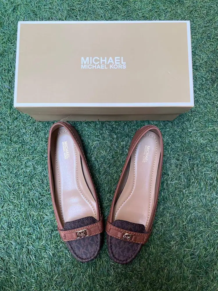 Sepatu Michael Kors Mandy Moc Leather