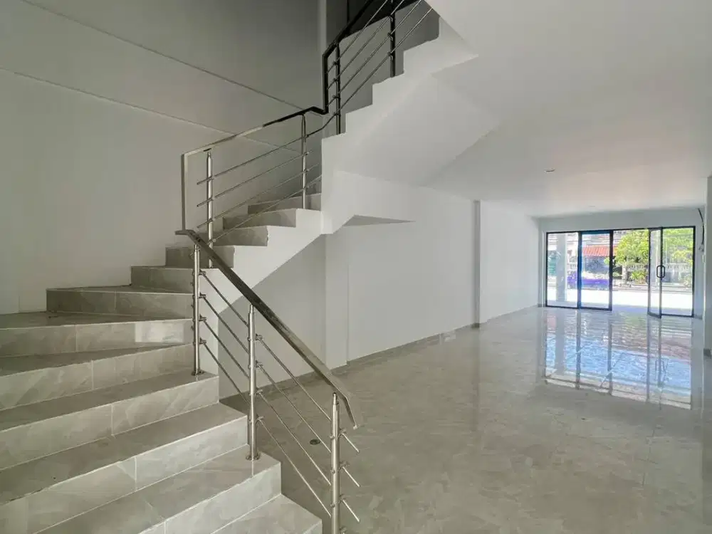 Disewakan ruko baru 4 lantai raya satelit utara