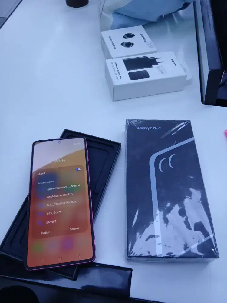 Samsung Flip 7 promo