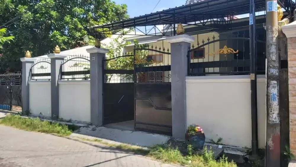 Dijual rumah besar luas 450 m2 Sidotopo cocok utk kos2an, kantor, mess