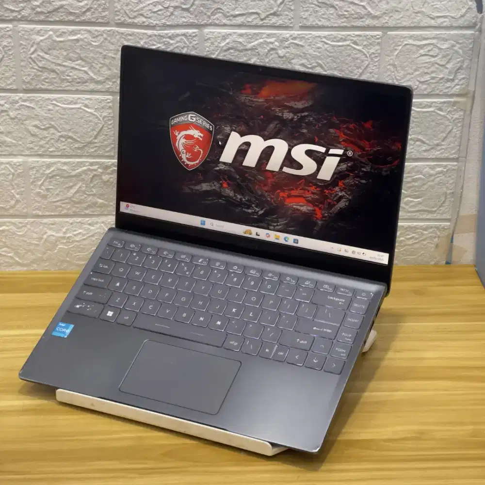 FORSALE LAPTOP MSI MODERN B11MOU