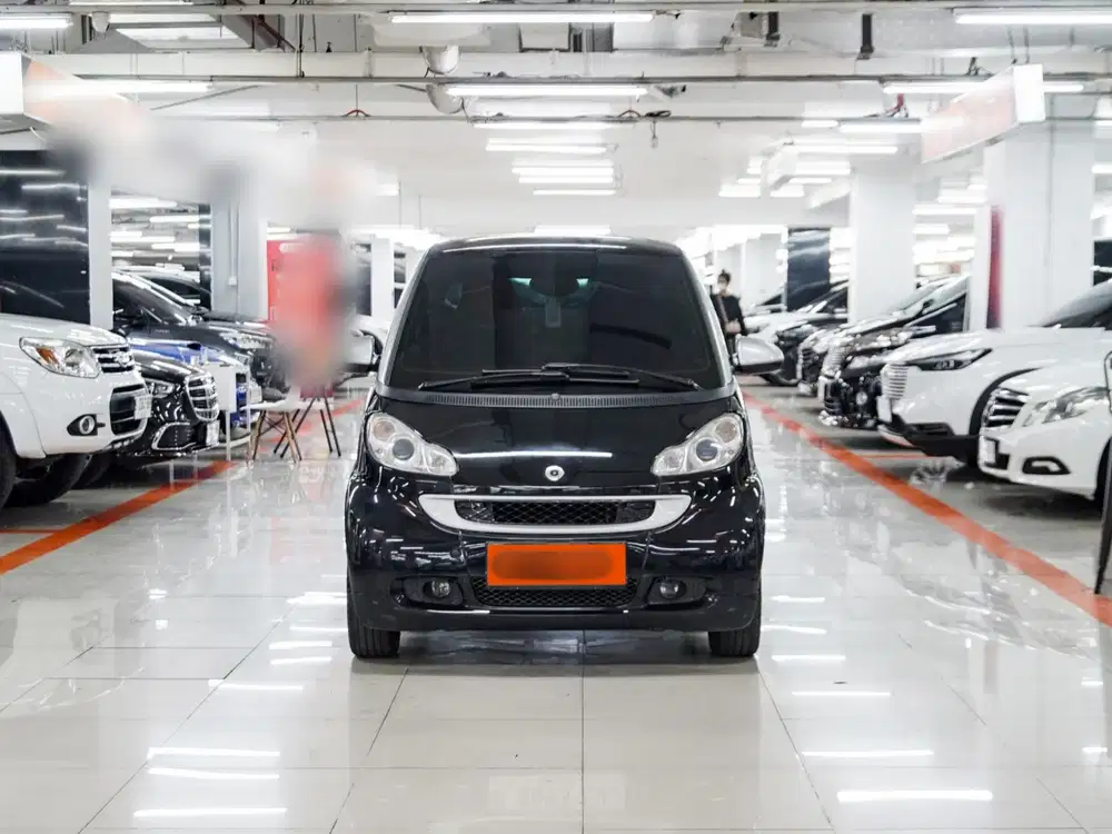 Mercedes Benz Smart Fortwo At