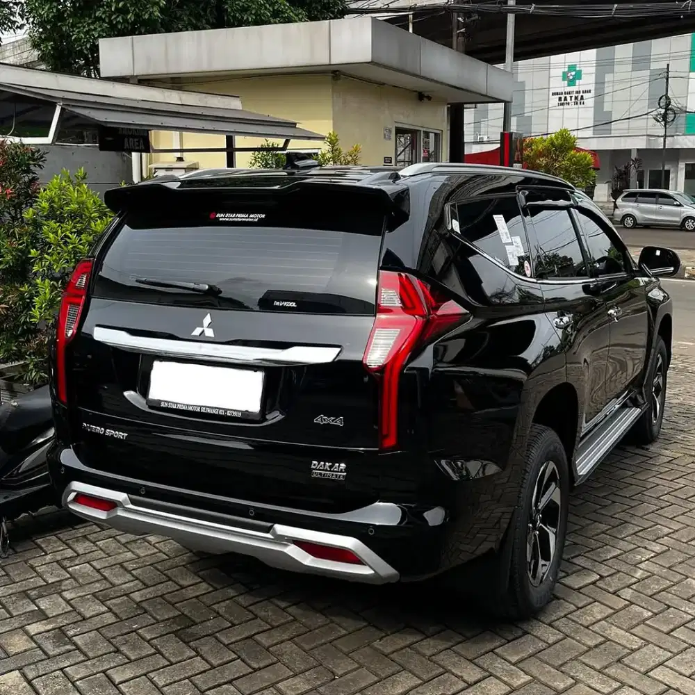 Mitsubishi Pajero Dakar 4*4 Ultimate hitam thn 2025 unit istimewa