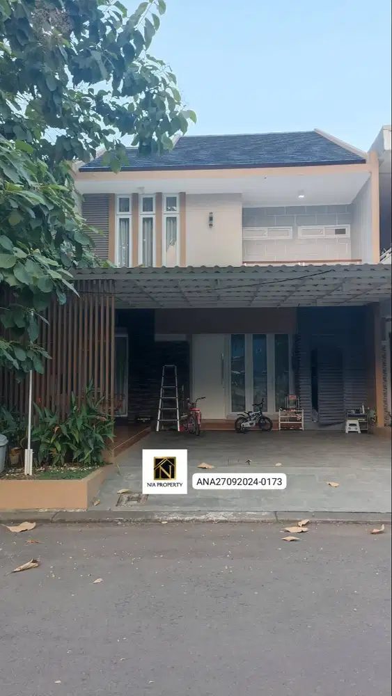 Rumah Interior Cantik Semi Furnished Siap Huni di Legenda Wisata