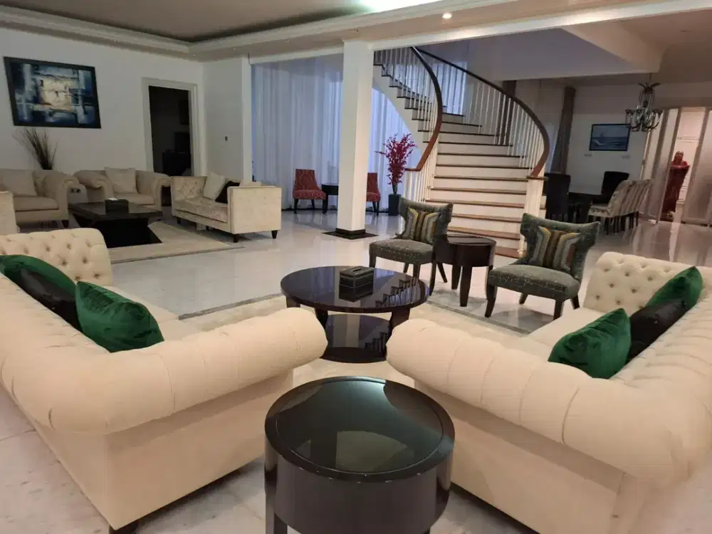 Disewakan Rumah Mewah Kuningan Area Kedutaan 5KT 1000m² ada Rooftop