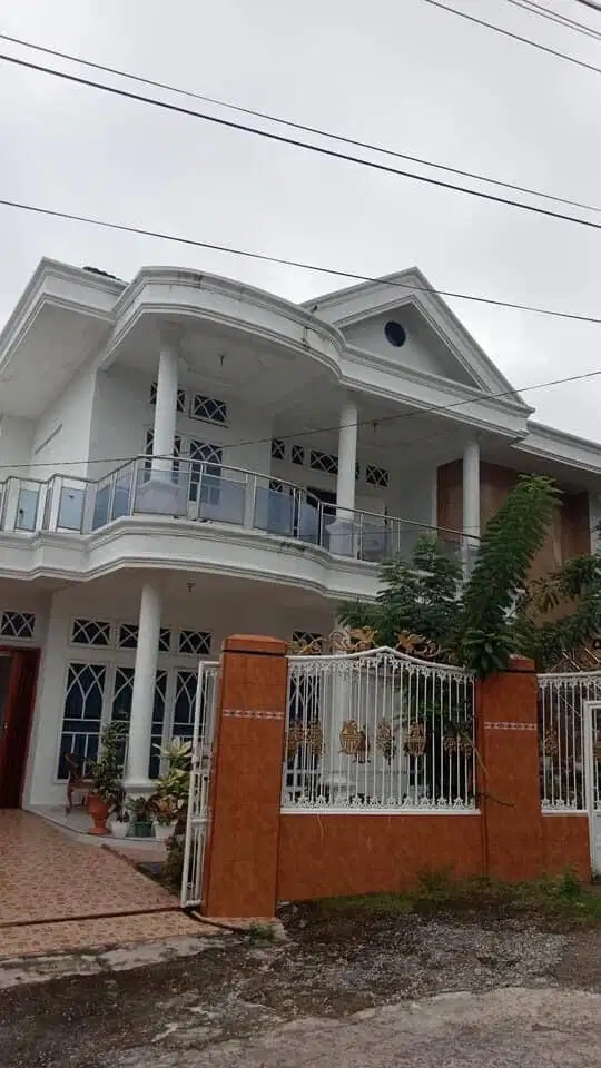 Dijual rumah mewah