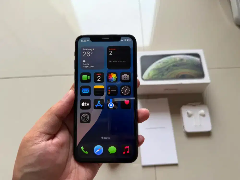 iPhone XS 64 GB