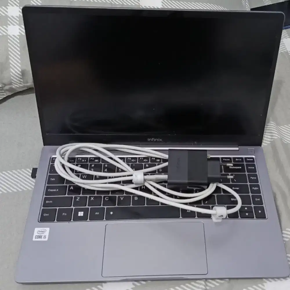 Laptop Infinix X2 512/8gb core i5 (Bekas)