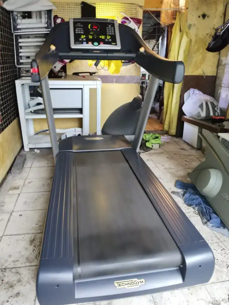 Technogym Treadmill Excite Run 900