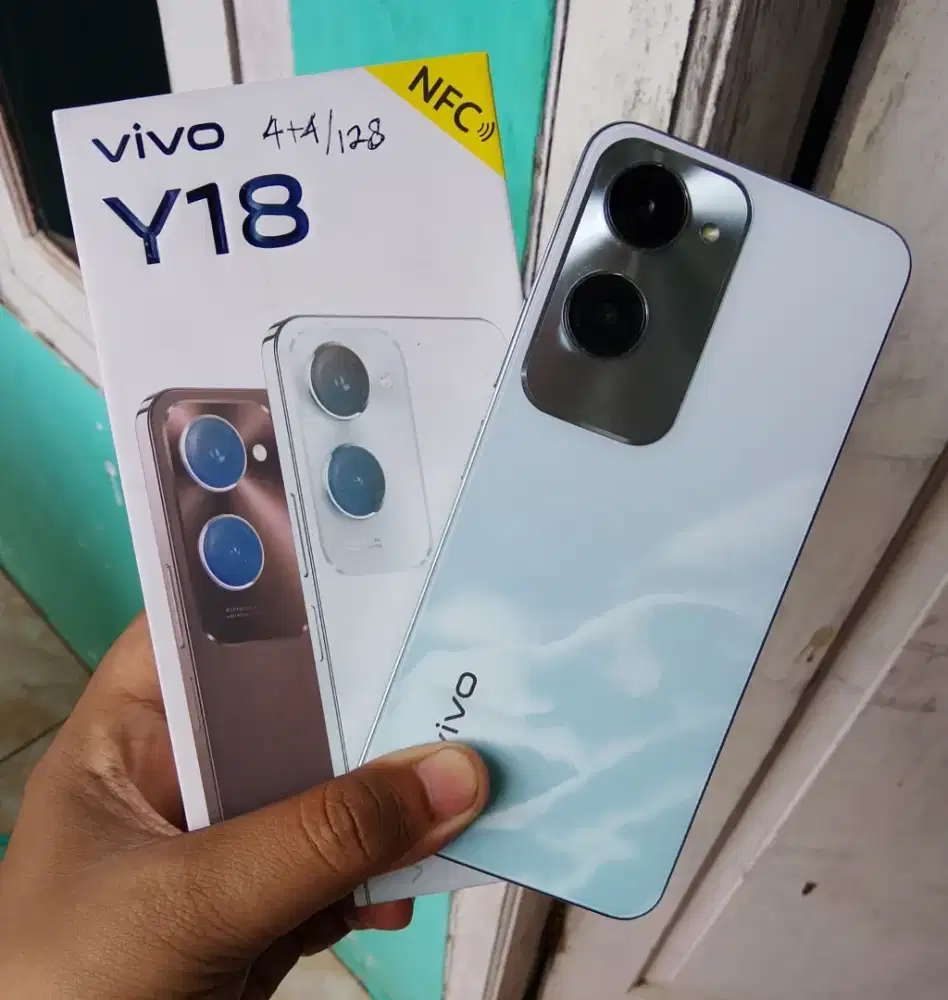 vivo y18 NFC Ram 4+4/128
