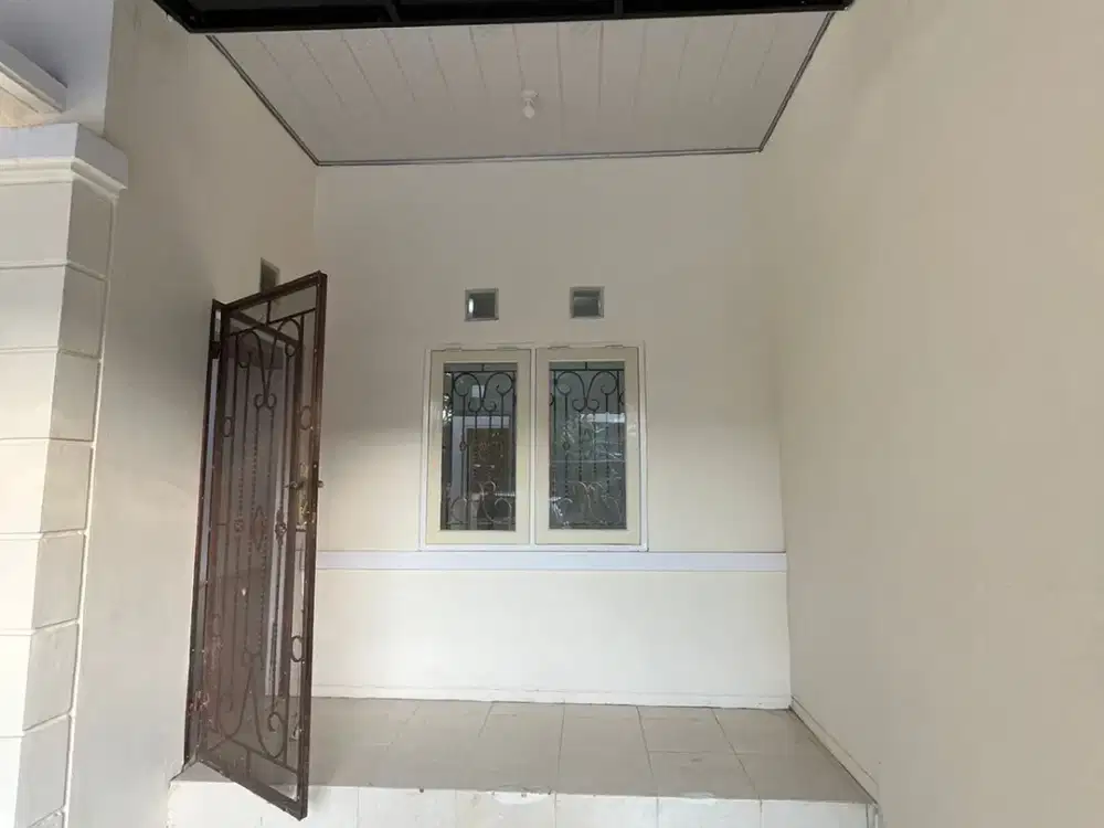 Jual Cepat Rumah 1 Lantai di Bulevar Hijau Harapan Indah Bekasi