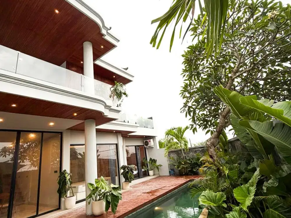 Villa & Shop house for Rent with Ricefield View in Munggu, Kediri, Tabanan