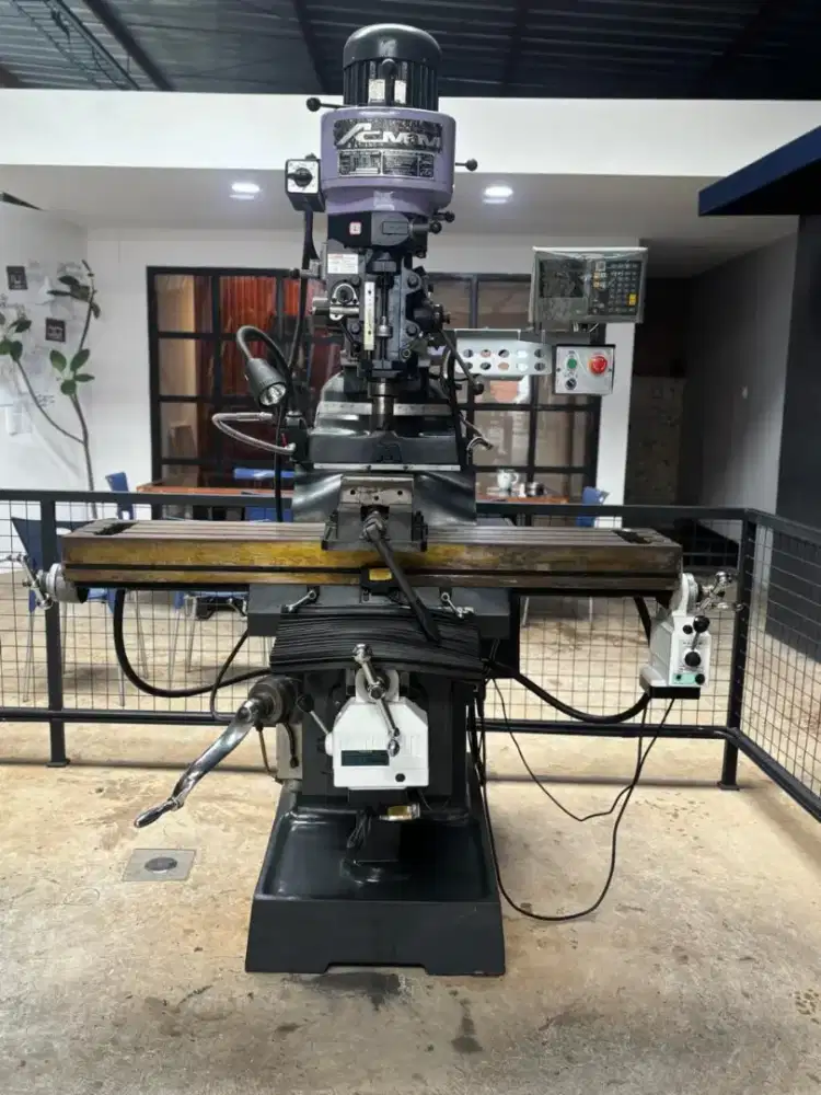 Mesin Milling ACMAM SM-4 siap pakai