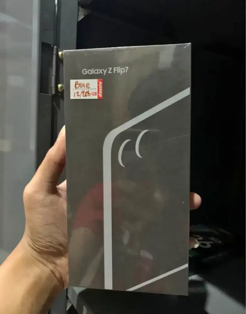 SAMSUNG GALAXY Z FLIP 7 12/256 SEGEL NEW