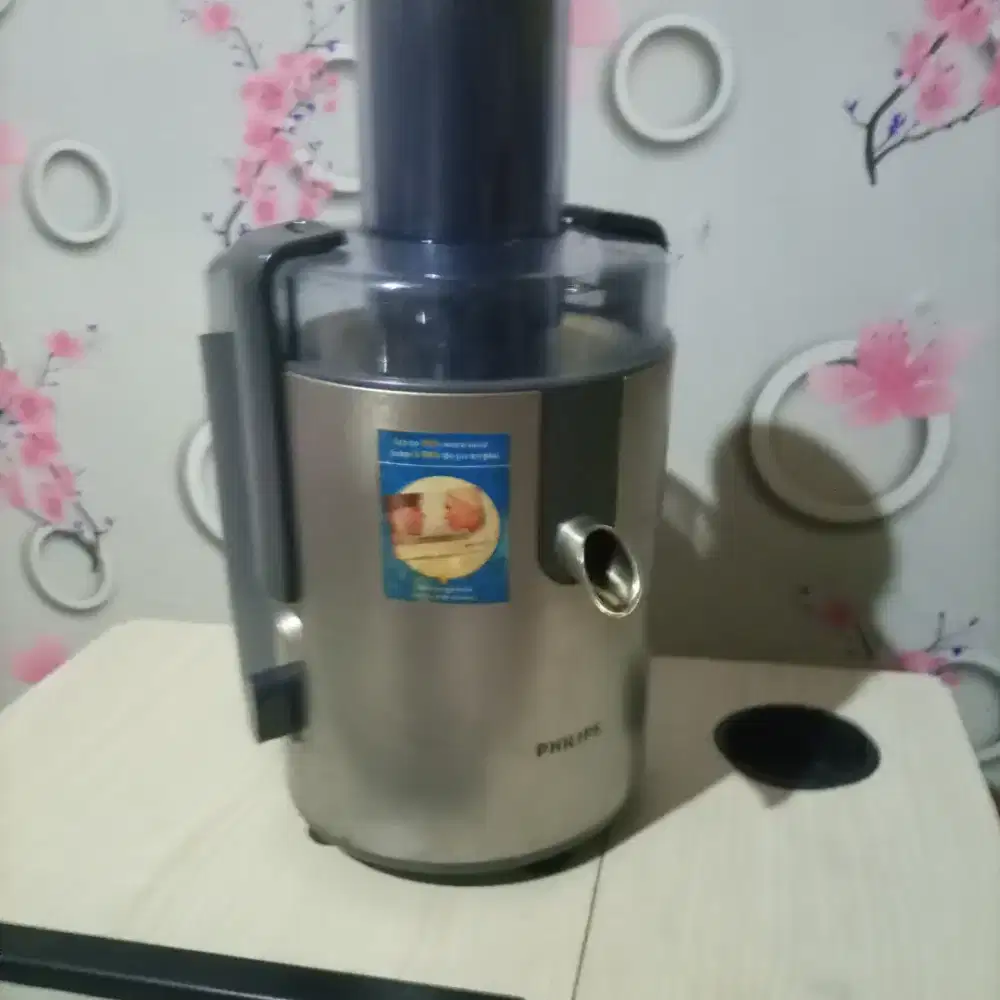Juicer Philips HR1858