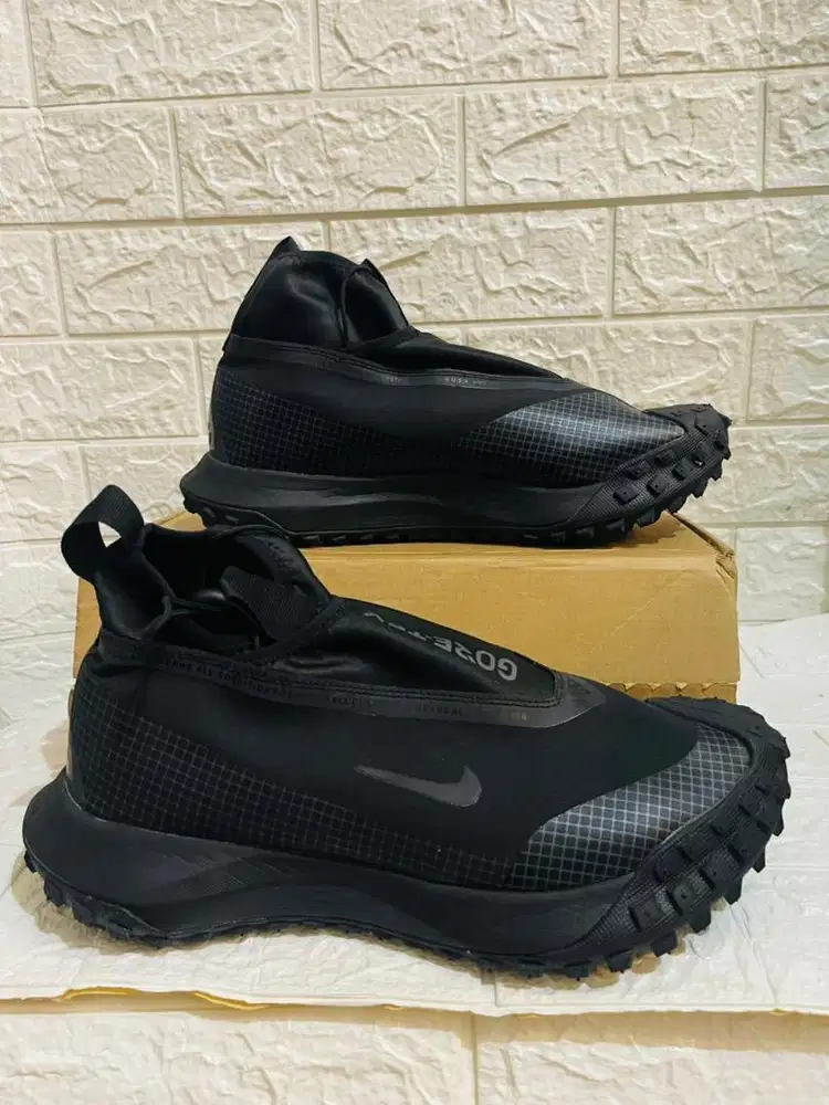 Sepatu Hiking Nike Goretec
