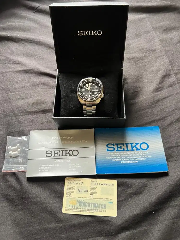 Jam tangan seiko
